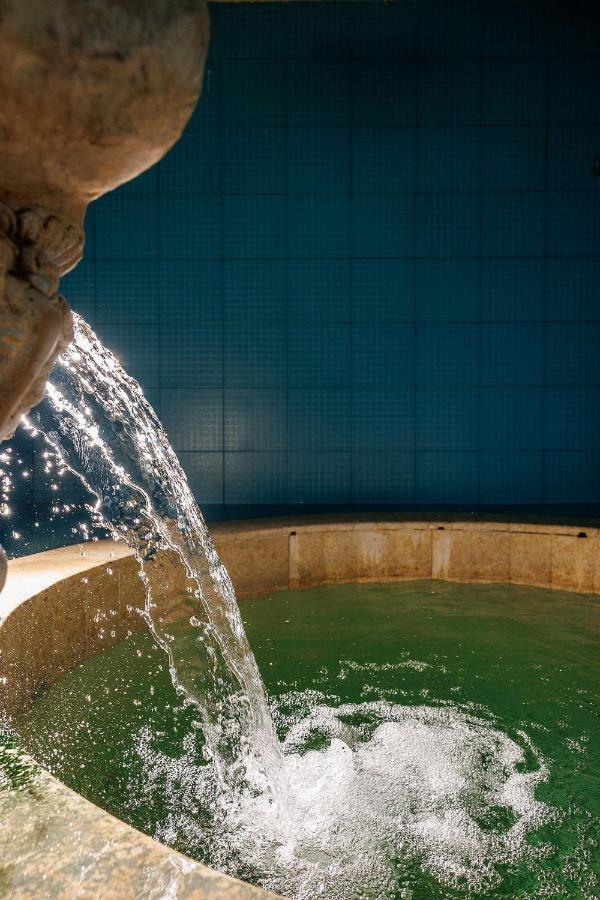 Hotel Hamam Angistron Bagian luar foto