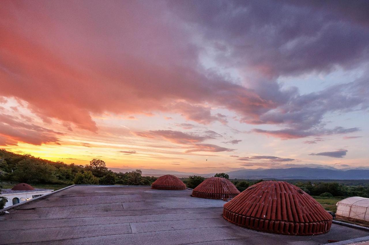 Hotel Hamam Angistron Bagian luar foto