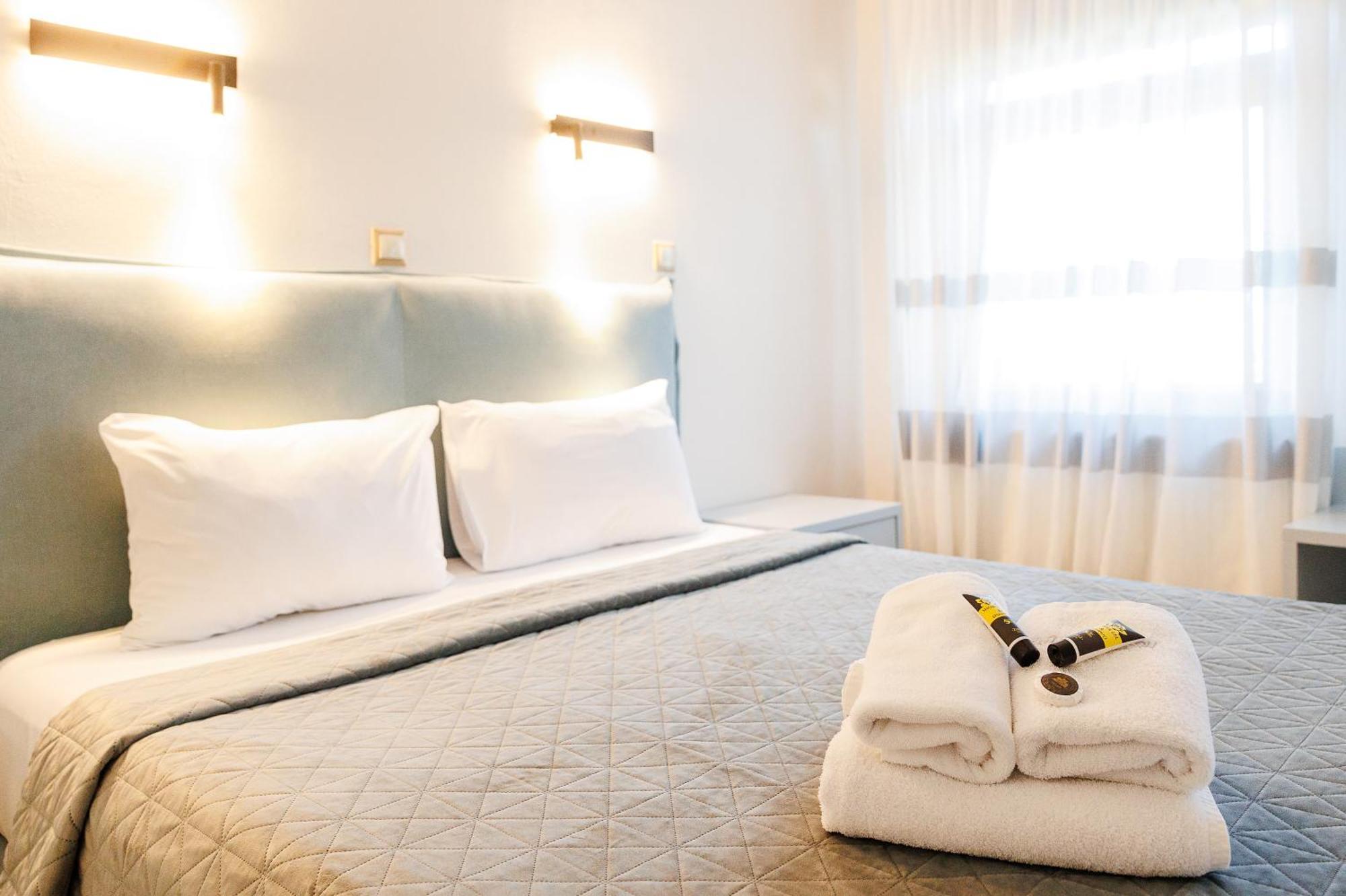 Hotel Hamam Angistron Bagian luar foto