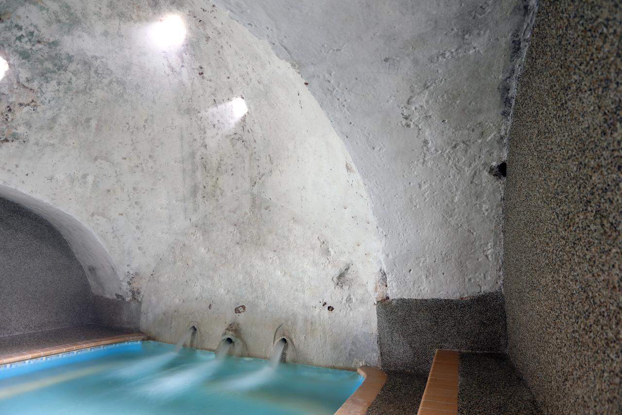 Hotel Hamam Angistron Bagian luar foto